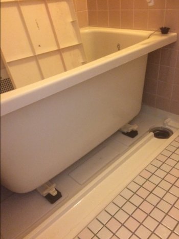 豊島区  浴室クリーニング＋エプロン内洗浄