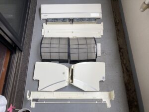 AN28URS-W,ダイキン,エアコン,エアコンクリーニング,洗浄,カビ